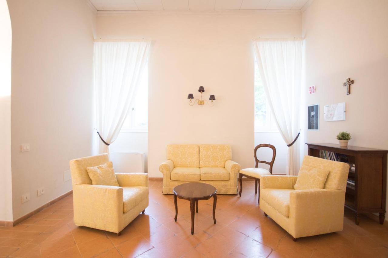 Domus Stella Maris - Casa Per Ferie Hotel อังโกนา ภายนอก รูปภาพ