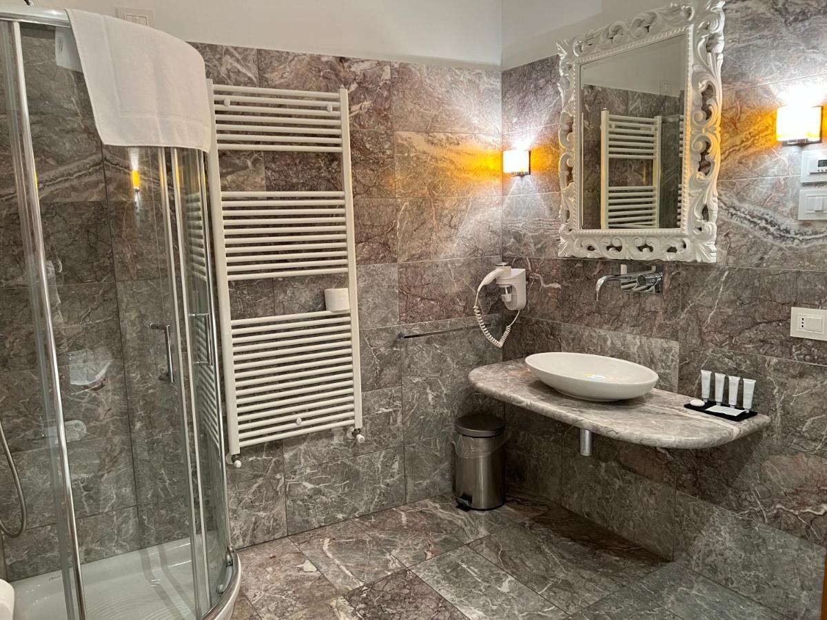 Domus Stella Maris - Casa Per Ferie Hotel อังโกนา ภายนอก รูปภาพ